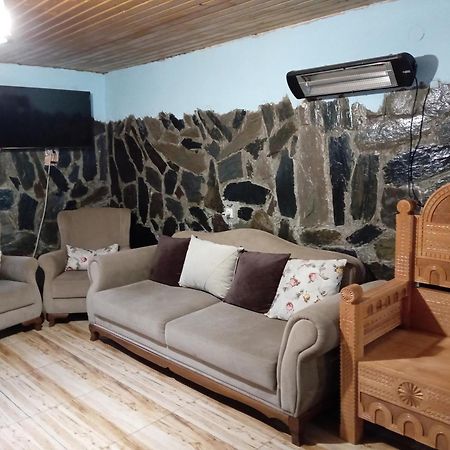 Отель Гостевой дом Stone House Marexi Адиши Экстерьер фото